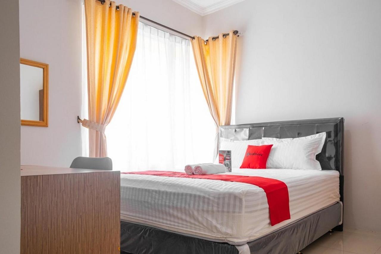 RedDoorz near Siloam Karawaci 3 Hotel Tangerang Bagian luar foto